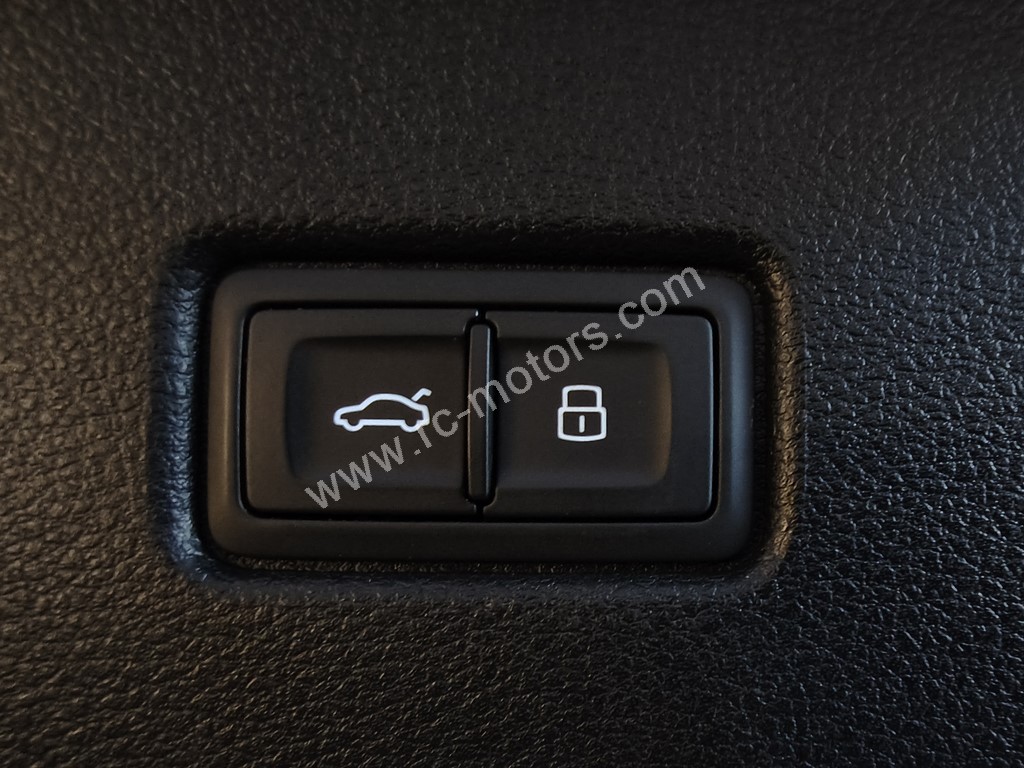 Audi Q5 Sportback 55 TFSI e 367 S Line Quattro