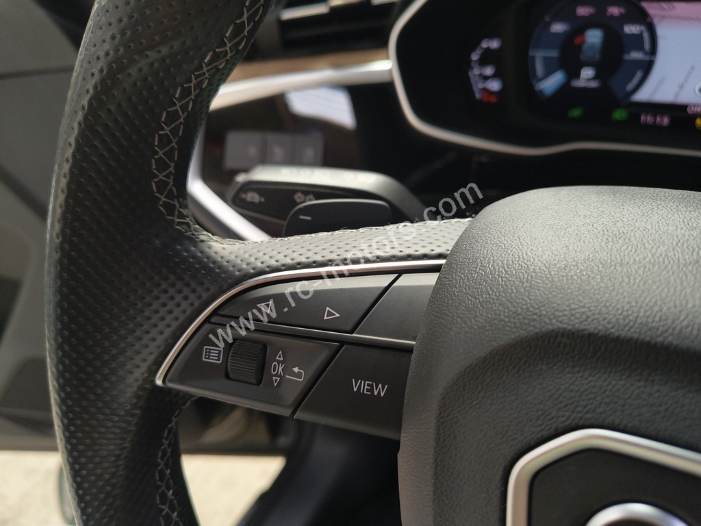 Audi Q3 SUV S Line 45 TFSI e 245